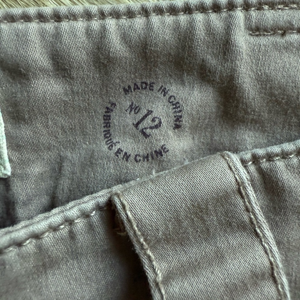 Anthropologies Daughters of the Liberation- paper bag color, coolest belt - Picture 9 of 10